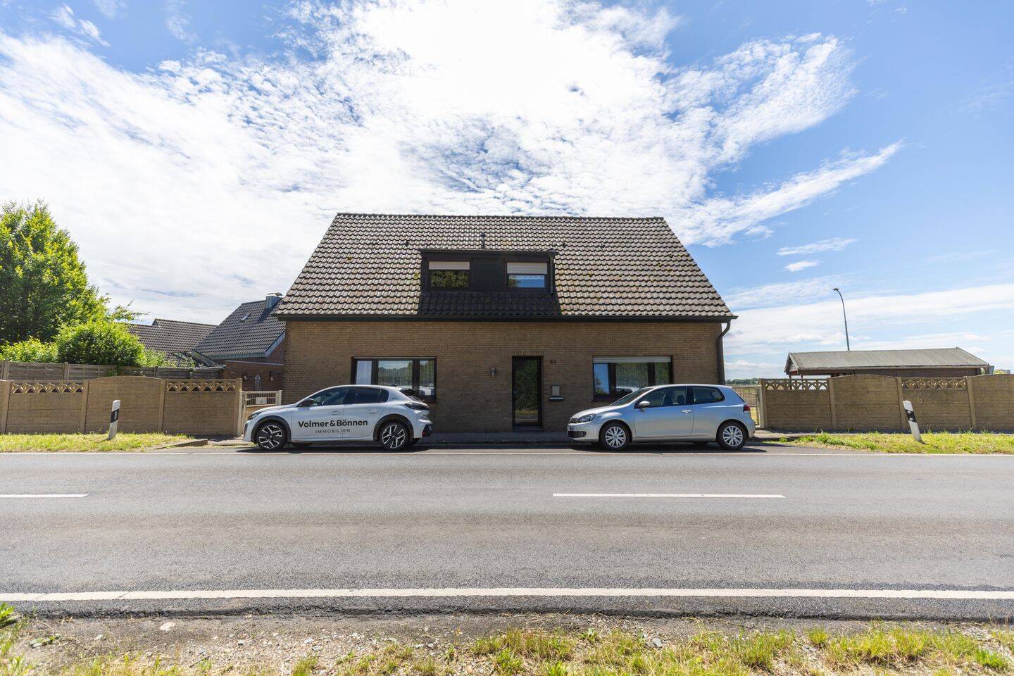 Großzügiges Einfamilienhaus in begehrter Feldrandlage von Nettetal, 41334 Nettetal