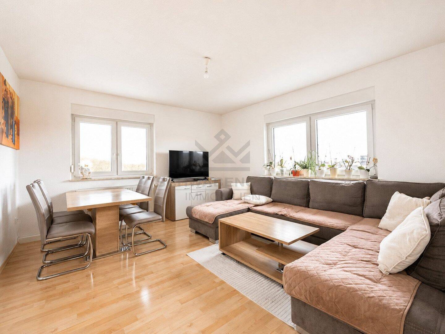 * Lichtdurchflutete 4-Zimmer-Wohnung in zentraler Lage von Neu-Ulm – umfangreich modernisiert und gepflegt*, 89231 Neu-Ulm