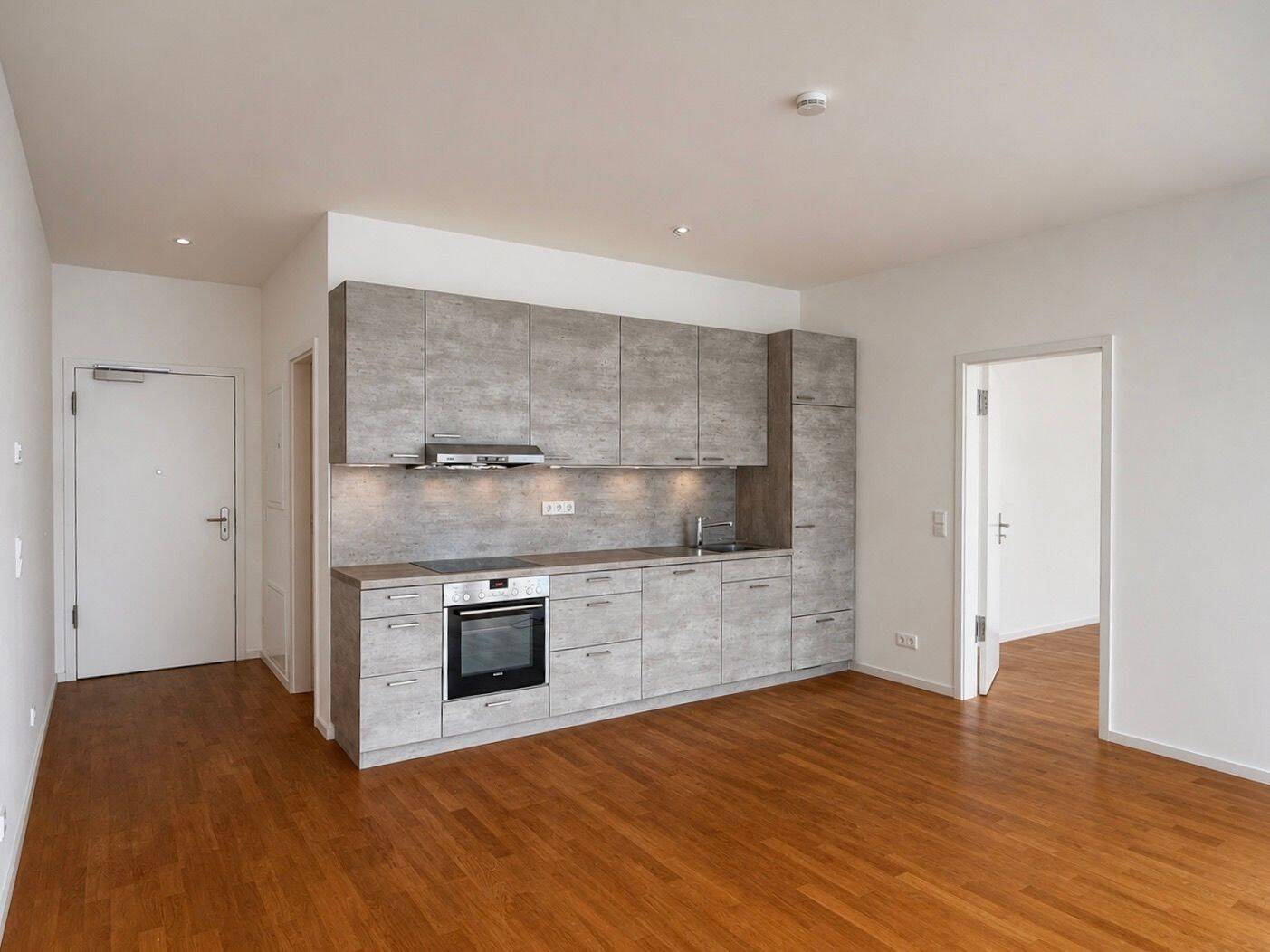 Moderne 2-Zimmer-Wohnung im Neubau von 2019 – Balkon, Aufzug & Einbauküche, 12435 Berlin (Treptow-Köpenick Alt-Treptow Kleingartenanlage Rathaus Plänterwald)