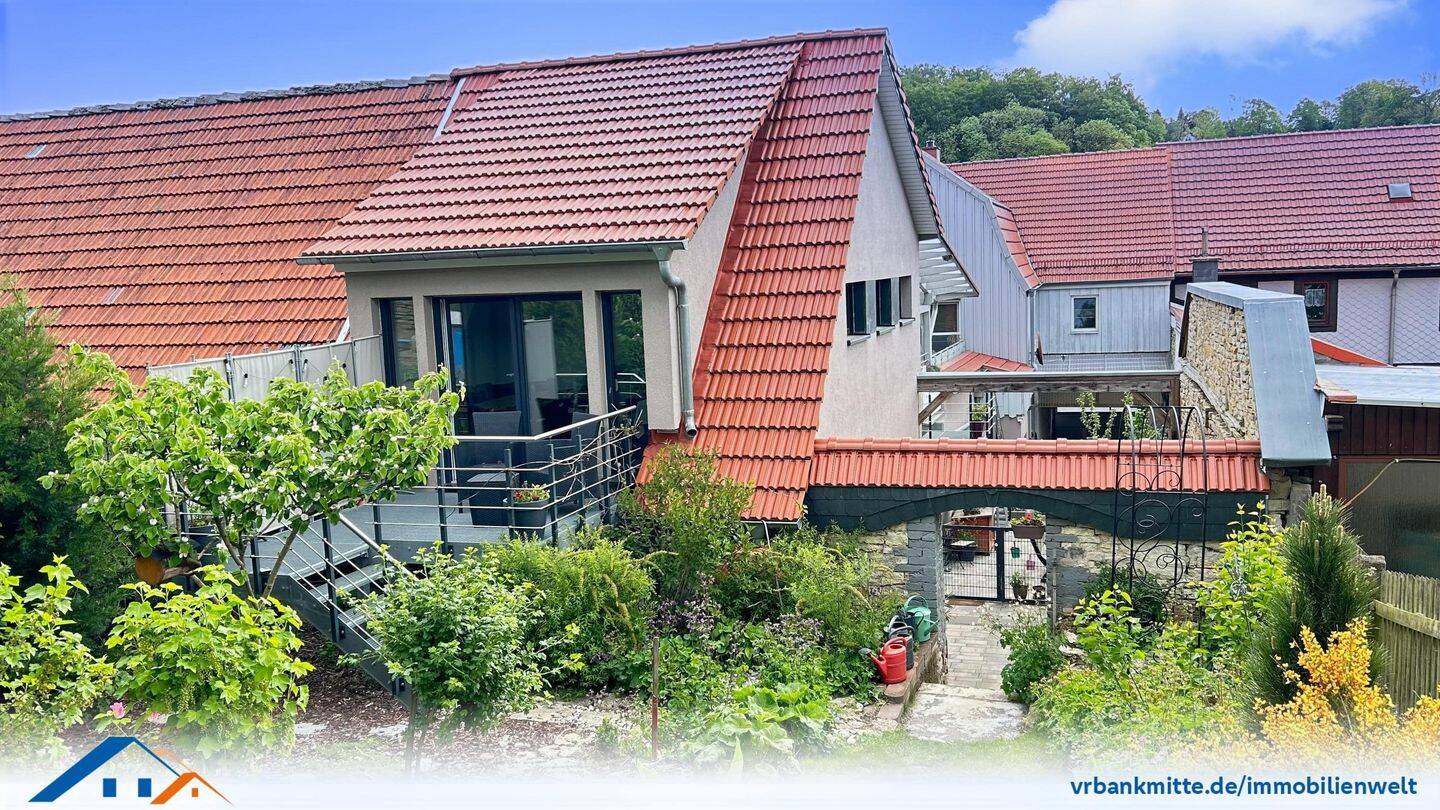 Lichtdurchflutetes Wohnglück: Harmonisches Haus, das Innenhof und Garten perfekt verbindet, 37327 Leinefelde-Worbis (Kallmerode)