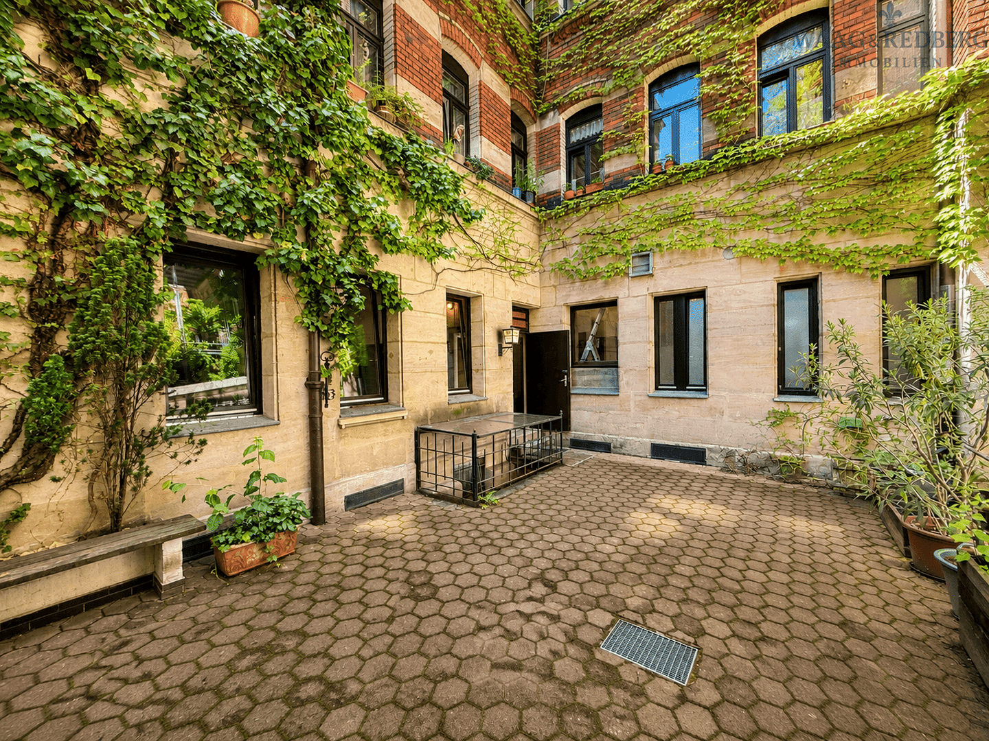 Vielseitige Immobilie mit Entwicklungspotenzial – Umnutzung zu Wohnraum möglich, 90762 Fürth (Innenstadt)