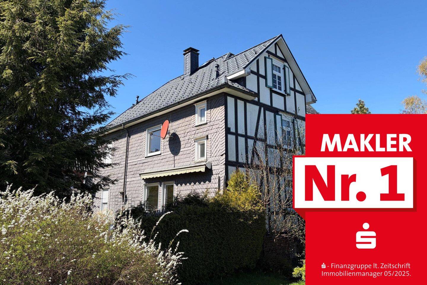Zweifamilienhaus mit großzügigem Garten, 57339 Erndtebrück