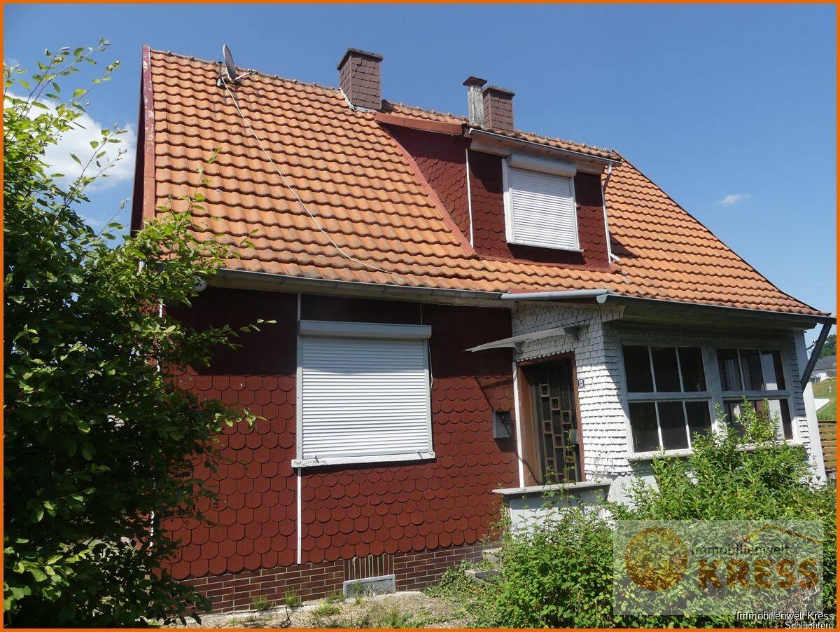 Wohnhaus auf großem Grundstück in der Ortslage von Steinau-Ulmbach, 36396 Steinau an der Straße
