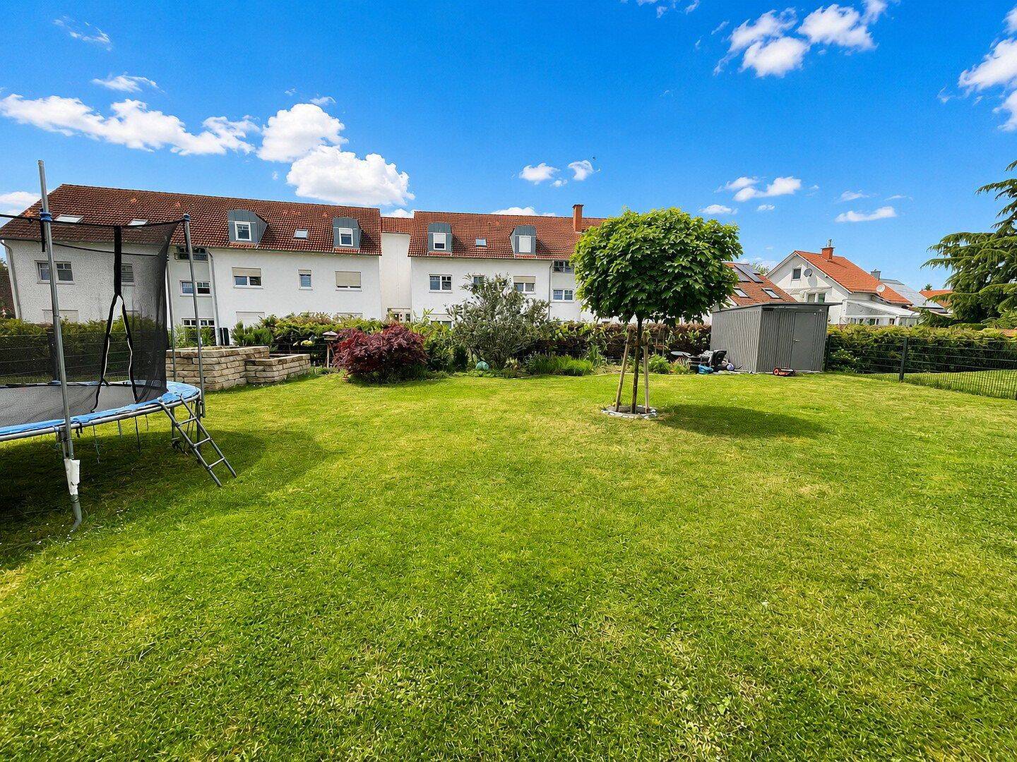 Moderne gehbehindertengerechte 122 m² Erdgeschosswohnung mit 250m² Garten in Ludwigshafen-Melm, 67071 Ludwigshafen am Rhein (Oggersheim Ruchheim)