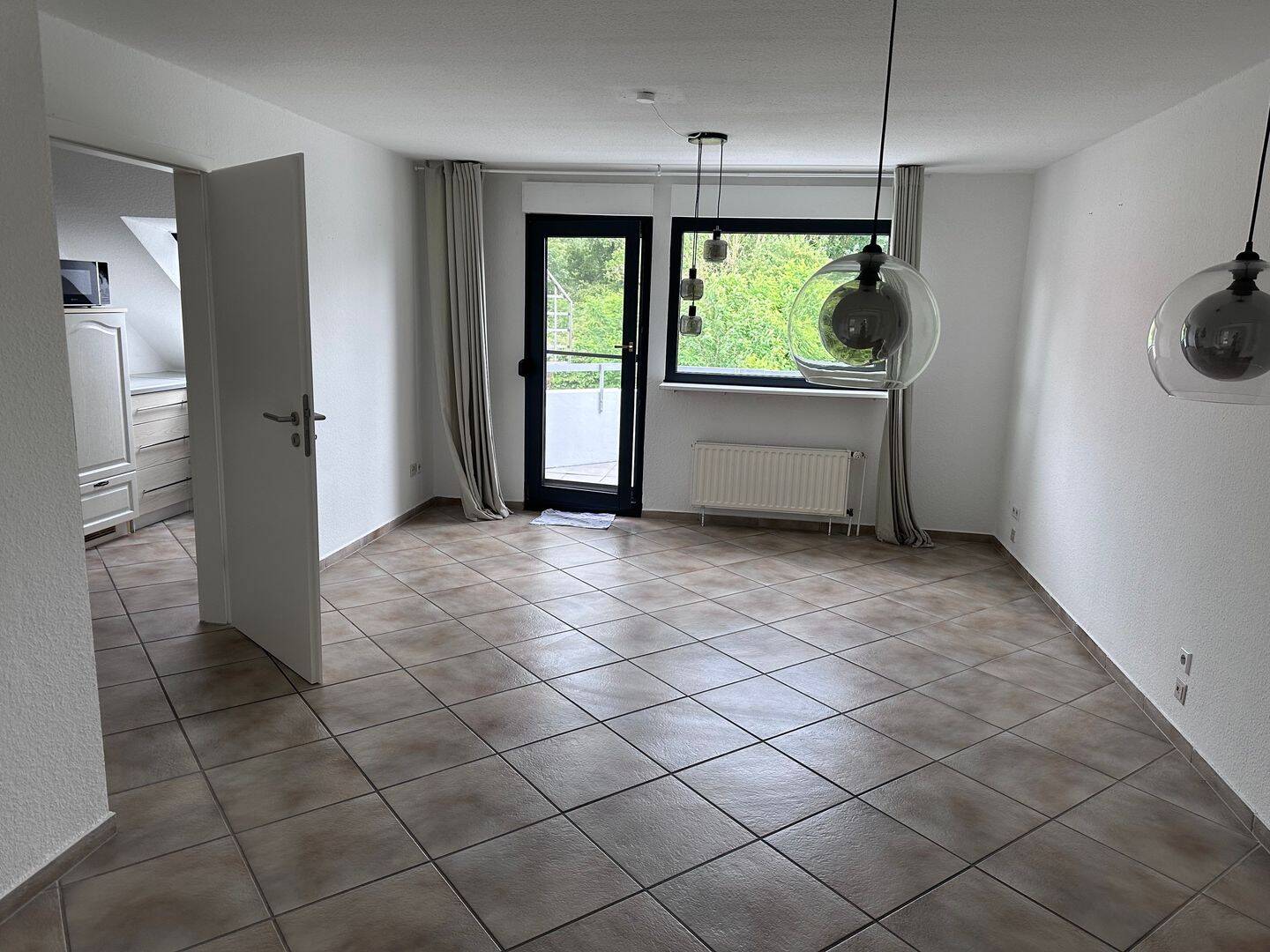 Schöne 2,5-Zimmer-Wohnung an der Rheinaue in Duisburg Alt-Walsum Dorf, 47178 Duisburg (Alt-Walsum Overbruch Vierlinden)