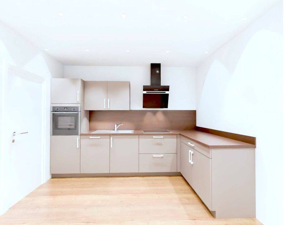 Renovierte 3,5 Zimmer Wohnung mit Stellplatz, 89150 Laichingen