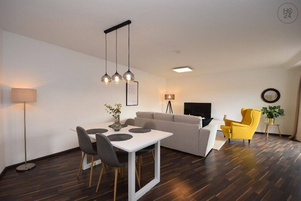 Großzügige möblierte 2-Zimmer Wohnung mit Balkon und TG-Platz in Holweide, 51067 Köln (Mülheim Buchheim Dellbrück Holweide)