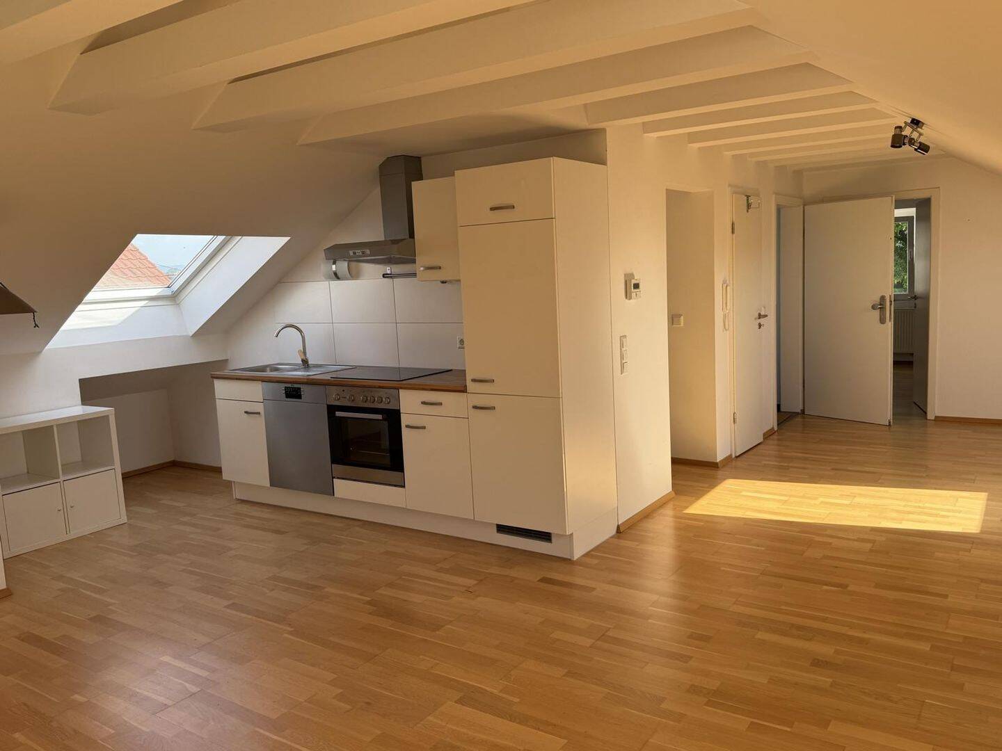Dachgeschosswohnung mit 2-Zimmern + Homeoffice, 73249 Wernau (Neckar)