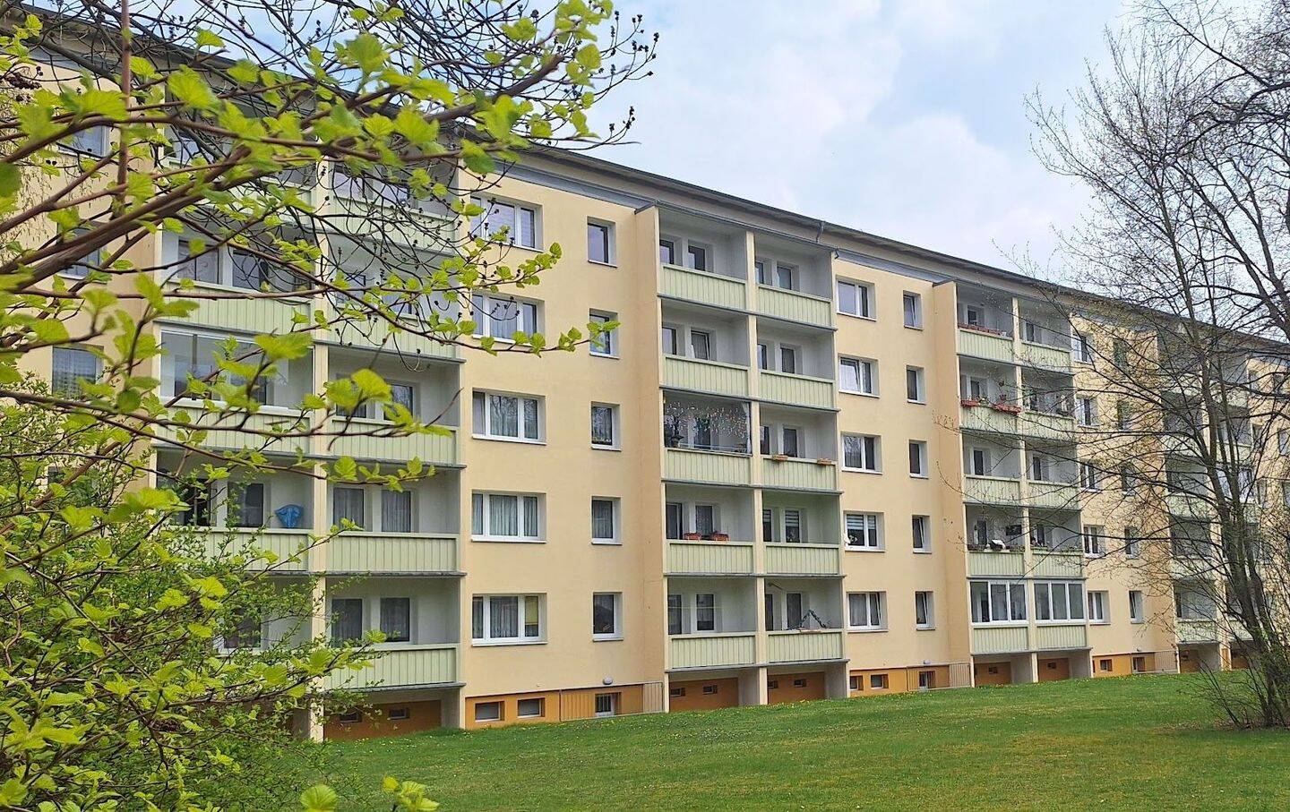 Für SOFORT: ruhige Lage – 3 Zimmer – Balkon, 2827 Görlitz