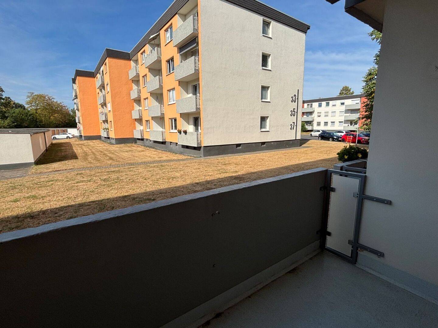 Perfekt für die kleine Familie! Helle 3-Zimmer Wohnung mit Balkon, 41540 Dormagen