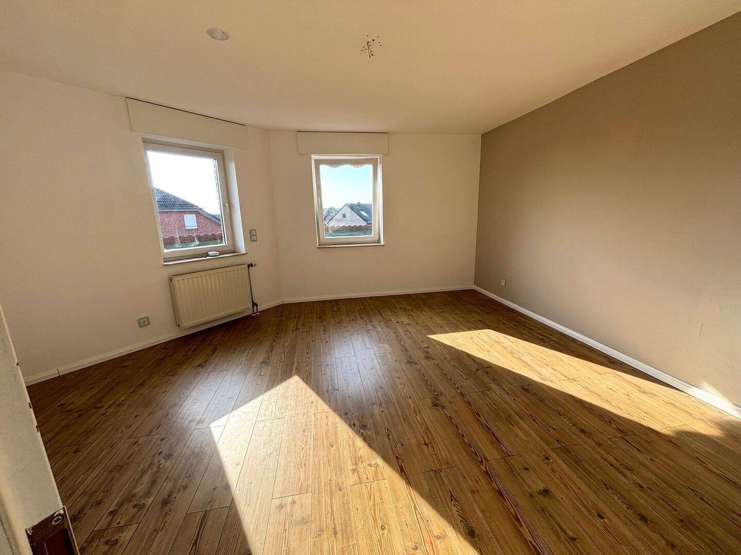 Großzügige 3-Zimmer-Wohnung in zentraler Lage von Hamminkeln-Mehrhoog, 46499 Hamminkeln