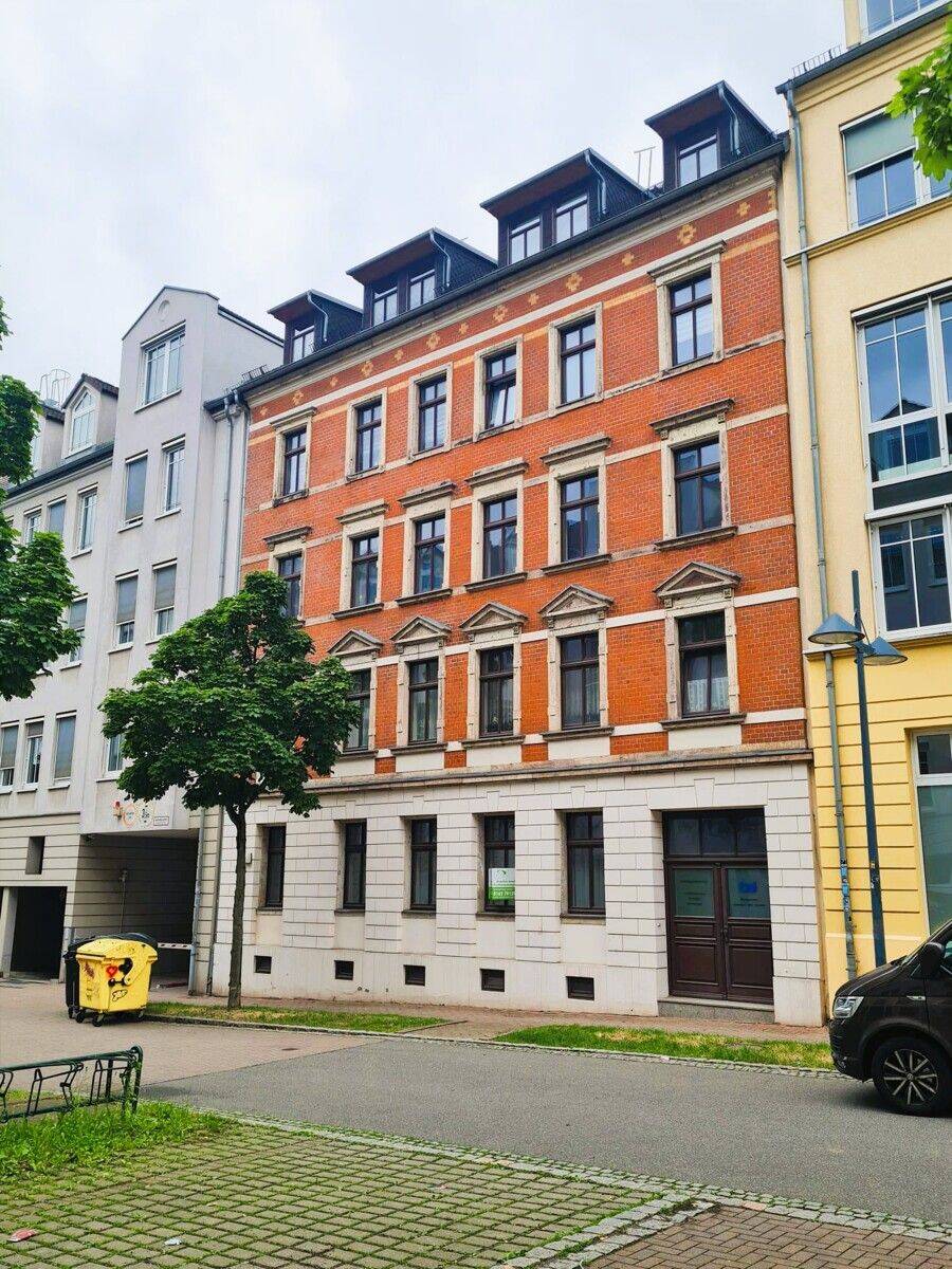 Gepflegte 2-Raum-Wohnung mit Einbauküche & Aufzug in Schloßchemnitz – Tiefgarage möglich, 9113 Chemnitz