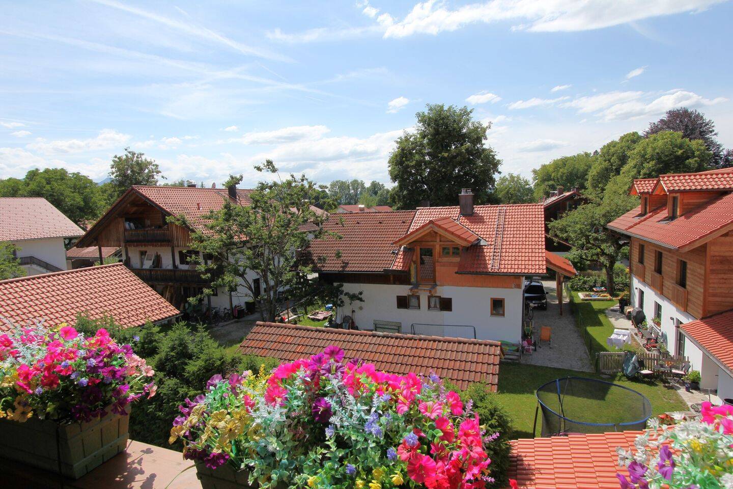 Wohntraum mit Bergpanorama! Top gepflegte 3-Zi. DG-Whg.  in der Nähe vom Kloster Benediktbeuern., 83671 Benediktbeuern