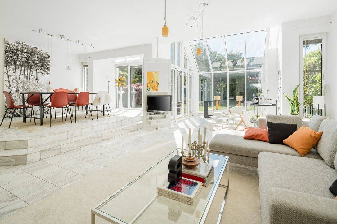 Traumlage im Hamburger Westen – Lichtdurchflutete Architekten-Villa, 22559 Hamburg (Altona Rissen)