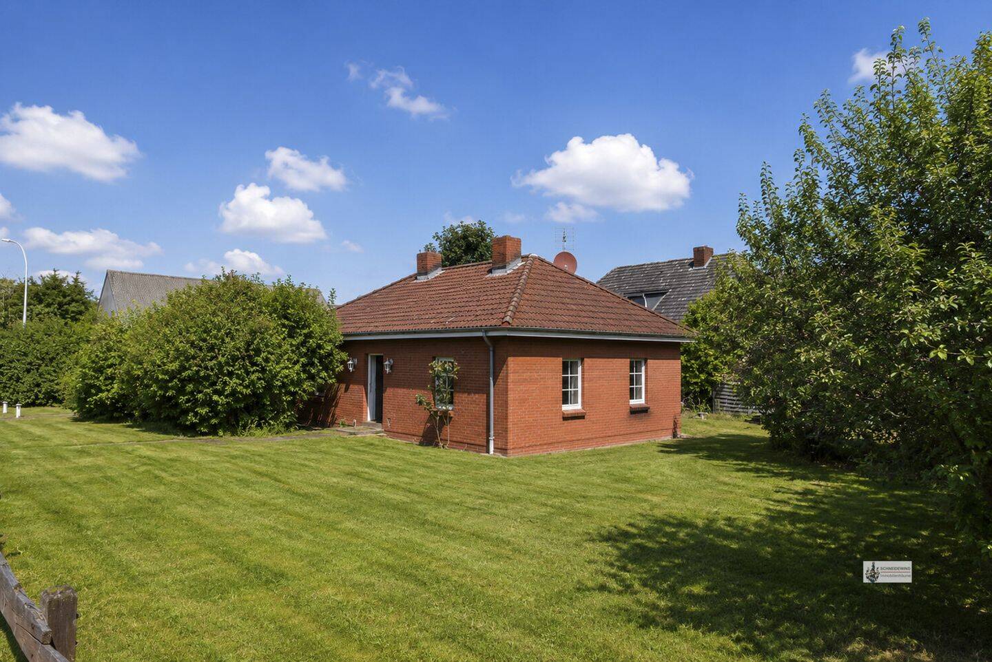 Charmantes Einfamilienhaus auf großem Grundstück ideal für kreative Modernisierer, 27628 Hagen im Bremischen