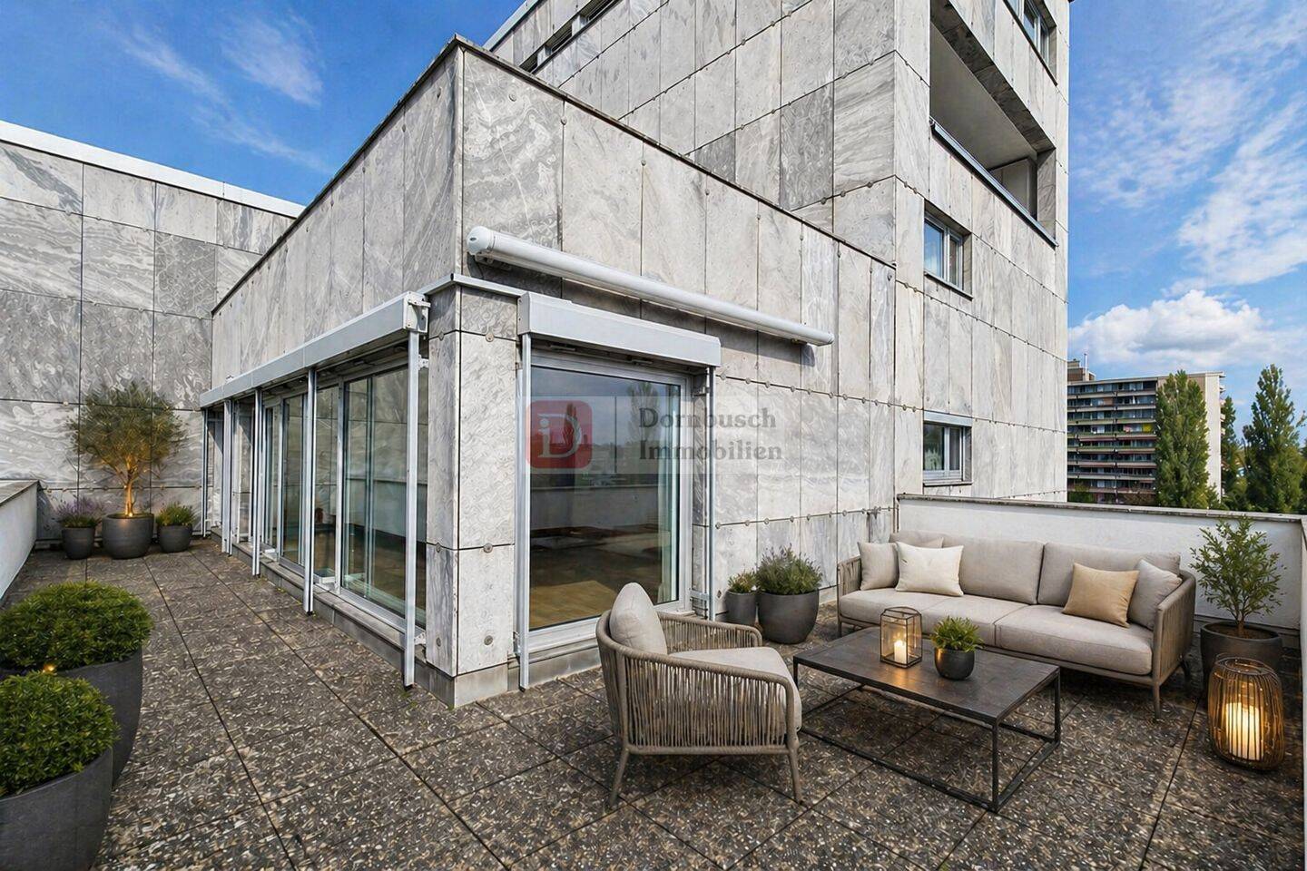 Top!! Penthouse mit großer Südwest-Dachterrasse und Skylineblick, 60435 Frankfurt am Main