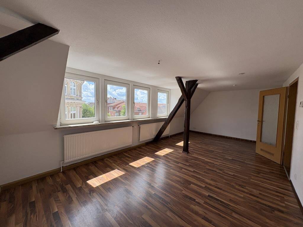 Charmante 3-Zimmer-Altbauwohnung in Bremerhaven mit besonderem Flair!, 27568 Bremerhaven (Lehe Mitte Überseehafen)
