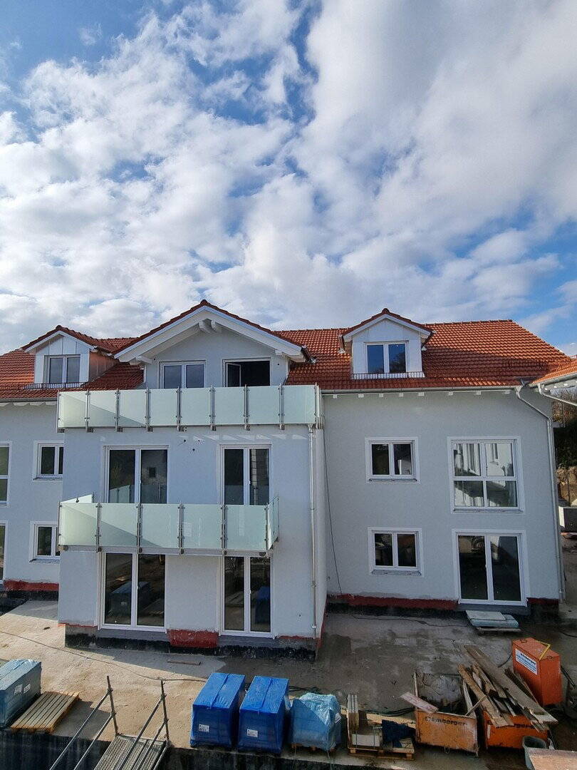 Neubau v. Privat – traumhafte 2-Zi-Whg. mit Garten und Aufzug – Bergblick, 85567 Grafing b. München