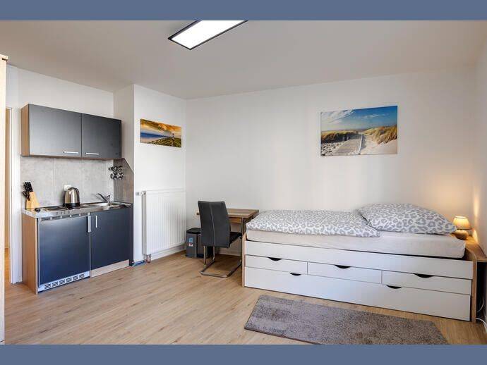 Möbliert: Toplage Univiertel, 80799 München (Maxvorstadt Schwabing-Freimann Schwabing-West)