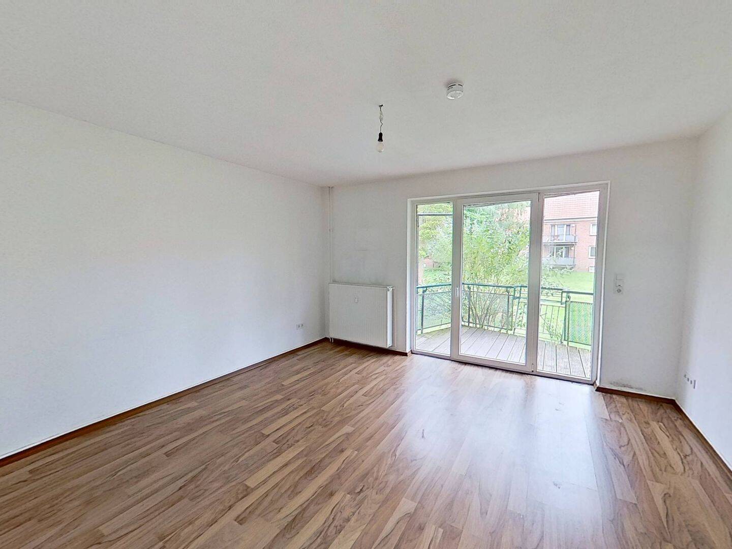 Helle 3-Zimmer-Wohnung mit BALKON, 26603 Aurich