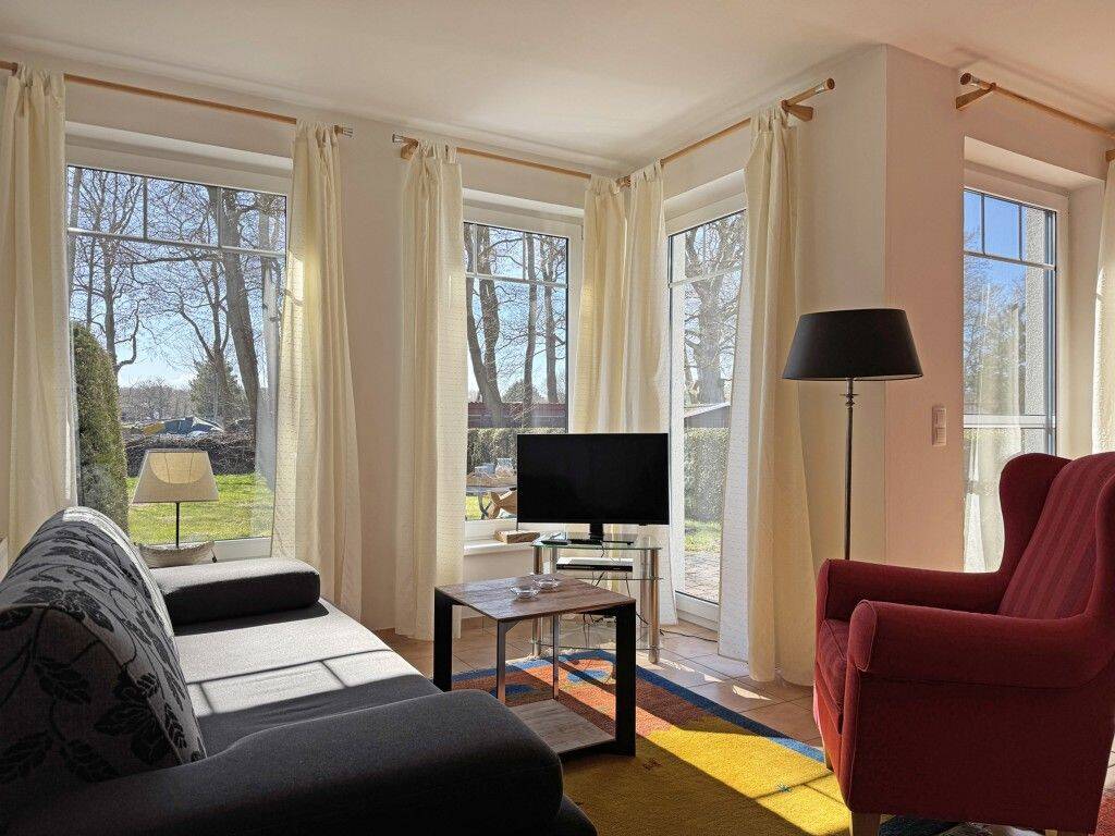 Ferienwohnung im Erdgeschoss und mit Saunaanteil, 18375 Prerow