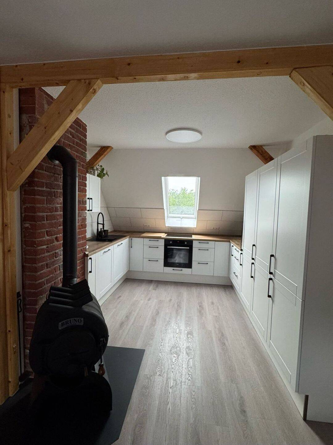 Moderne 4 Zimmer-Dachgeschosswohnung in Weißenborn-Lüderode, 37345 Sonnenstein