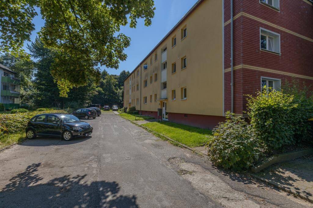 Vollsanierte 4-Zimmer-Wohnung in Flensburg Mürwik ab sofort verfügbar. Neues Bad und Laminat!, 24944 Flensburg (Fruerlund Mürwik)