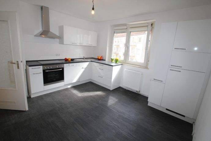 WG-geeignete 2 ZW, 14 m² große Küche und EBK und AR, 90443 Nürnberg