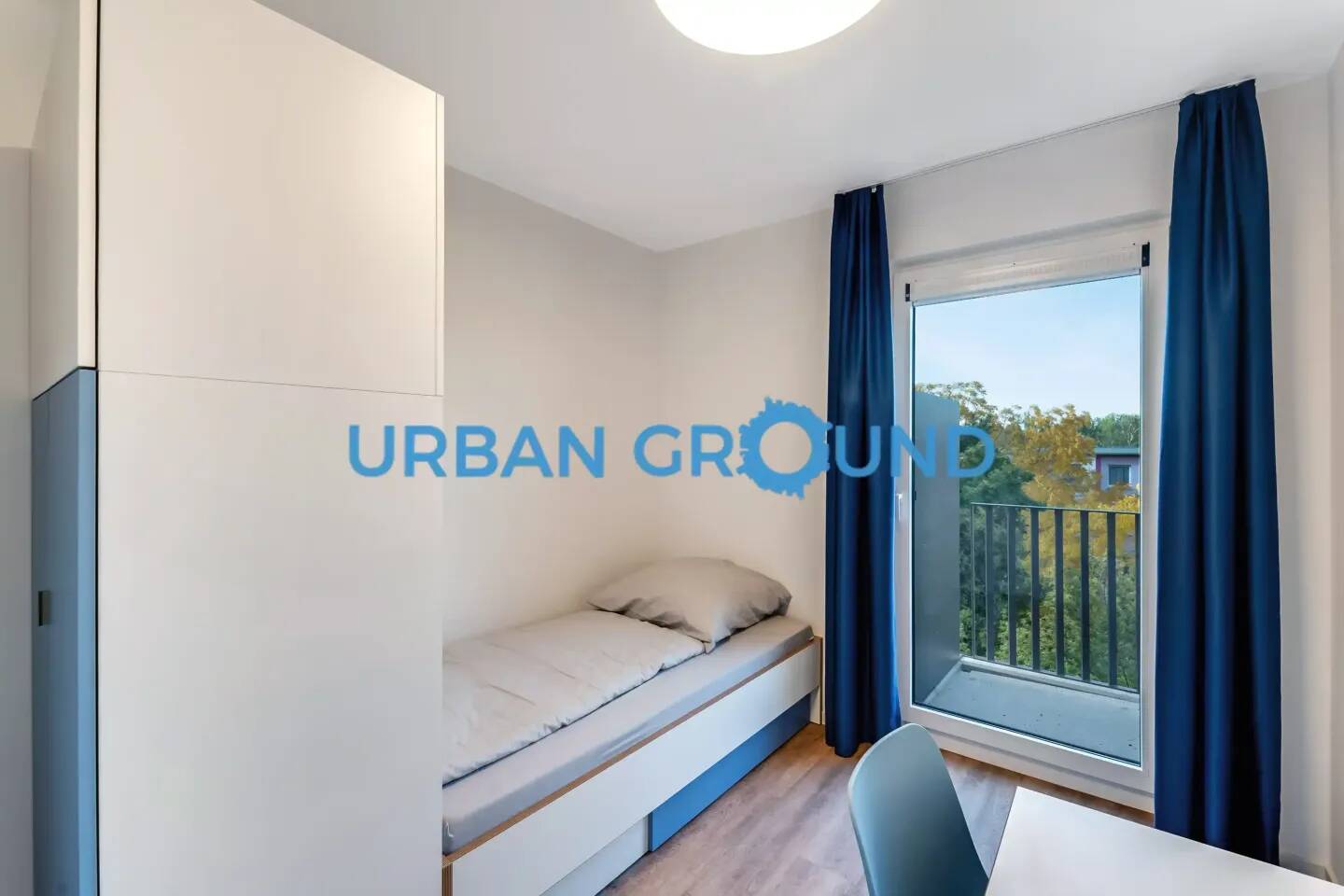 Voll möbliertes Privatzimmer mit Balkon in einer 5er gemischtes WG, 12459 Berlin (Treptow-Köpenick)