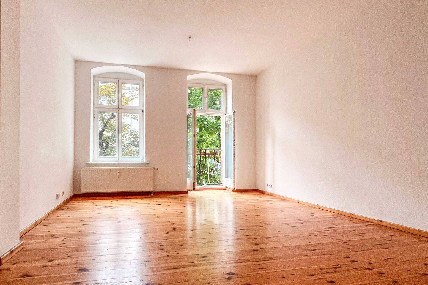 Top Lage in Berlin-Mitte Stilvolle 3-Zimmer Altbauwohnung im Arkonakiez, 10119 Berlin (Mitte Prenzlauer Berg)
