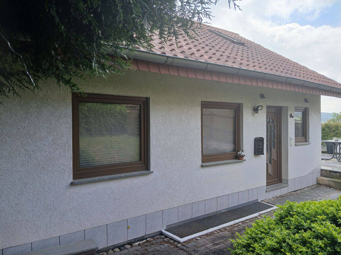 Zwangsversteigerung eines Grundstückes mit kleinem Einfamilienhaus, 36132 Eiterfeld