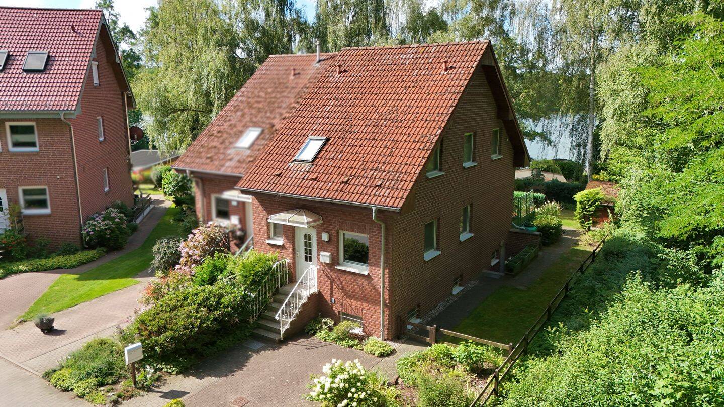 Charmantes Reihenendhaus in idyllischer Lage von Neu Fahrland, 14476 Potsdam