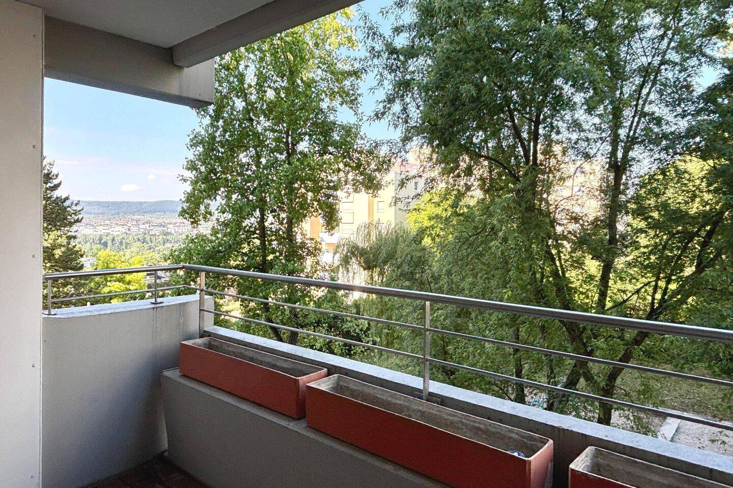 Renovierte 2-Zimmer-Eigentumswohnung mit Aufzug und Balkon in Waiblingen!, 71334 Waiblingen