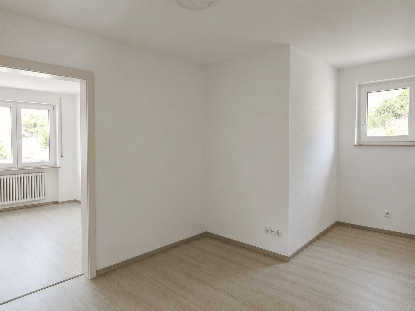 Frisch renovierte 4-Zimmer-Wohnung mit Balkon und Gartenzugang in Gailingen am Hochrhein, 78262 Gailingen am Hochrhein