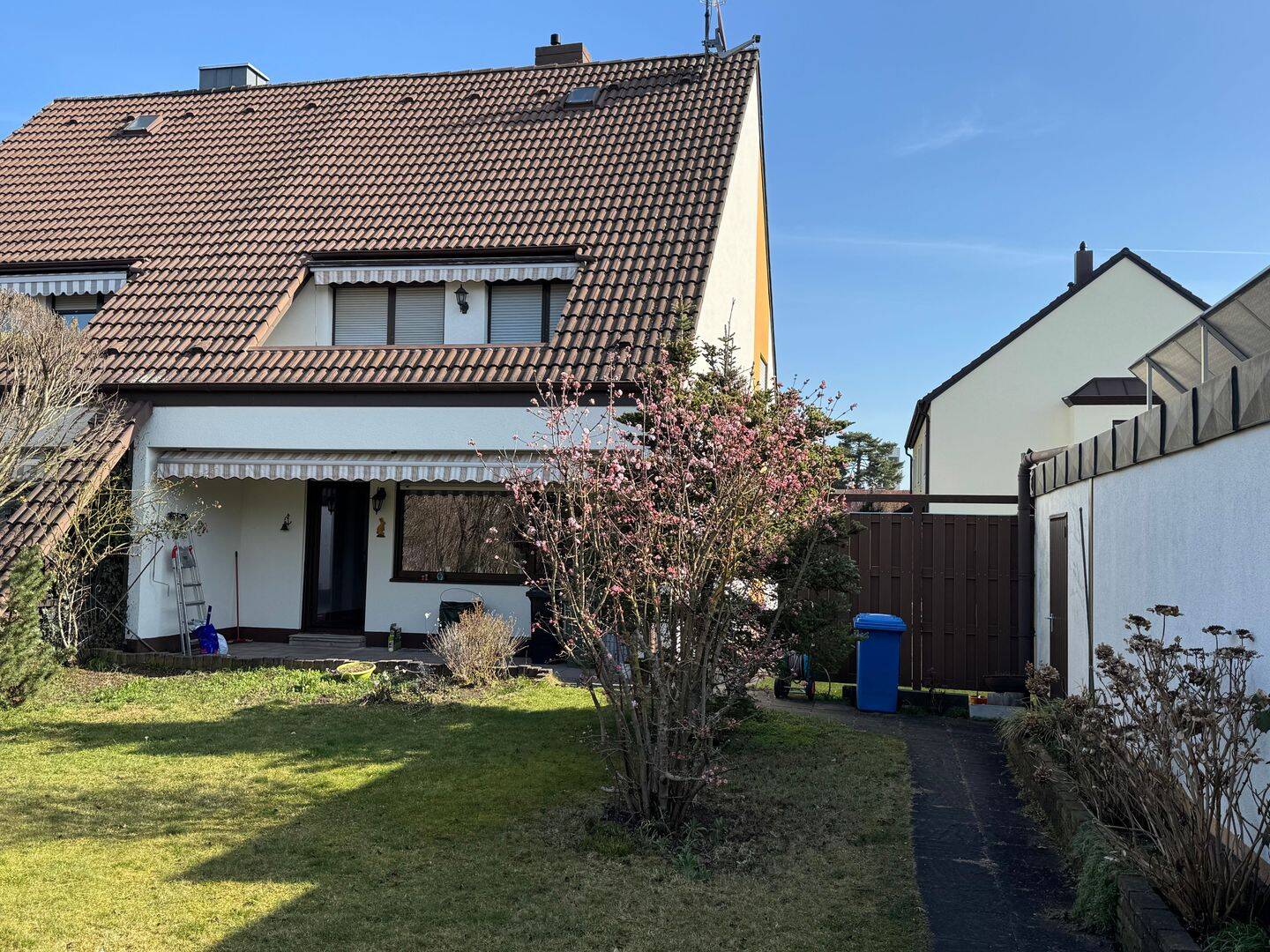 Doppelhaushälfte zur Miete, 90766 Fürth (Eigenes Heim Hardhöhe Unterfarrnbach Weststadt)