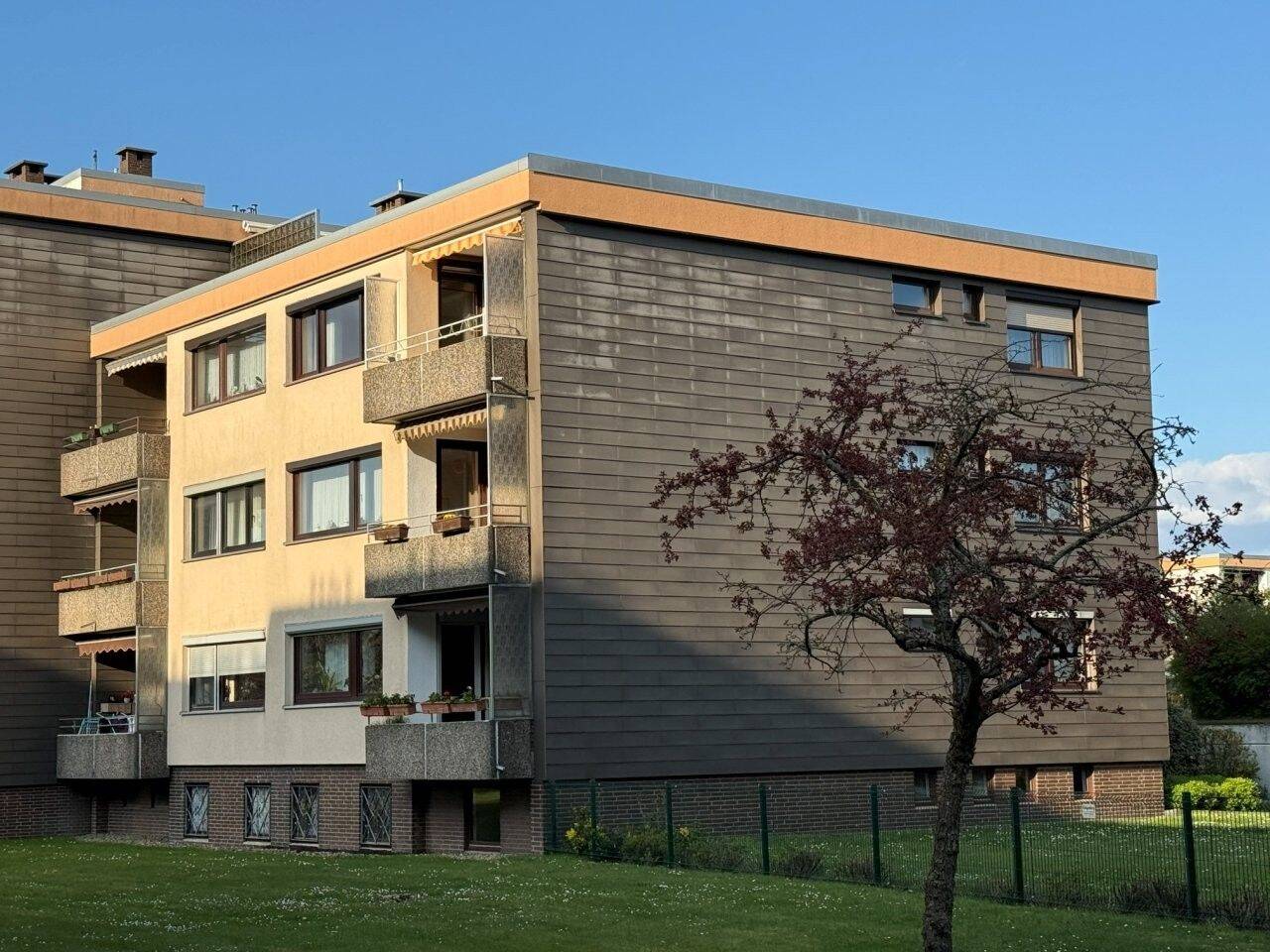 Wohnqualität „Plus“ – das 90 m² plus 24 m²Appartement, 30827 Garbsen