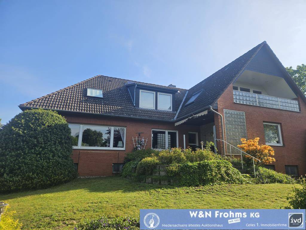 Charmantes Zweifamilienhaus mit Traumgarten in ruhiger Wohnlage, 29229 Celle