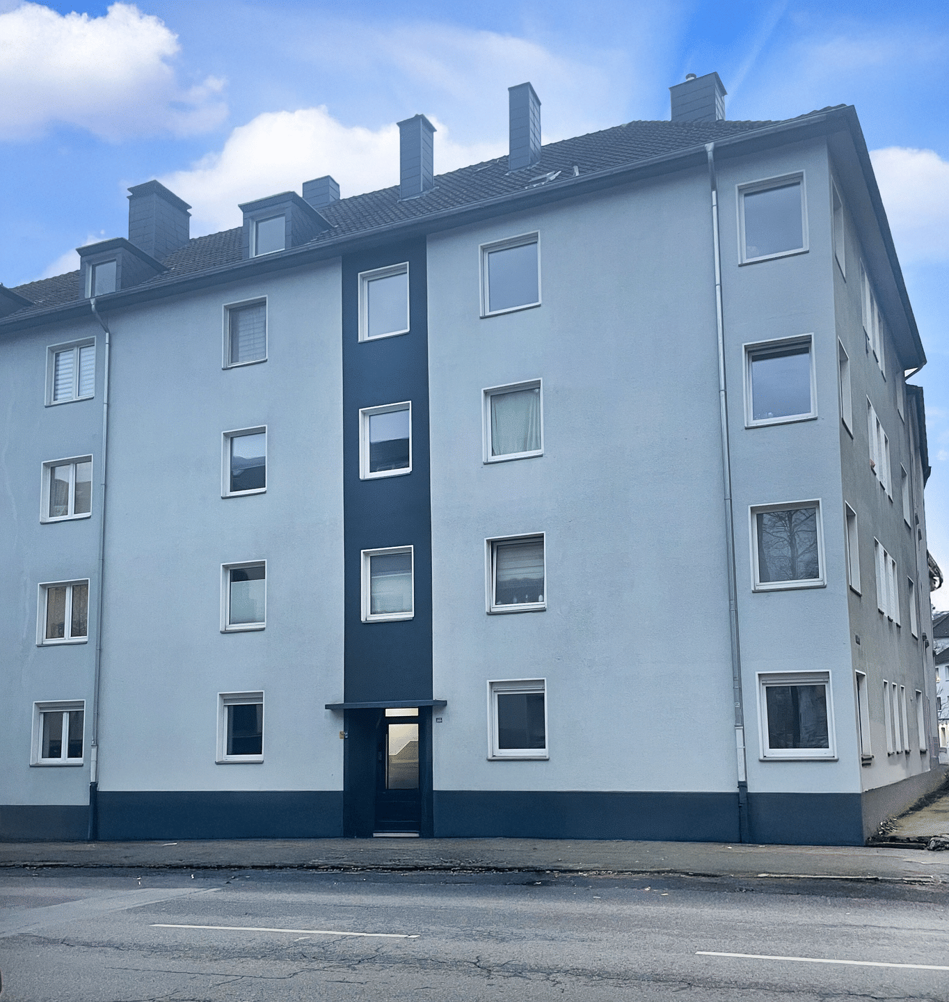 Saniertes Mehrfamilienhaus mit 13 Wohneinheiten in zentraler Lage von Essen, 45144 Essen (Frohnhausen)