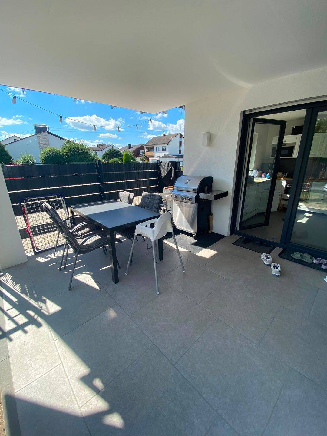 Traum 4 ZKB Souterrain Wohnung mit Einbauküche EG mit Terrasse und Garten in Baar-Ebenhausen, 85107 Baar-Ebenhausen