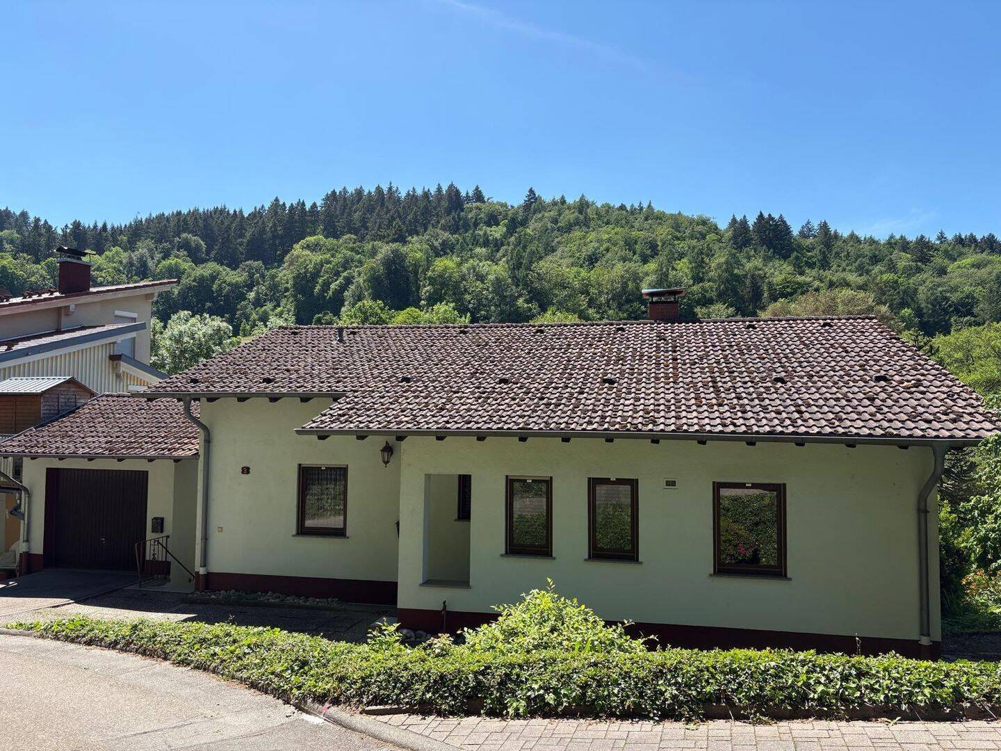 Oase in der Natur–Charmantes Einfamilienhaus mit Einliegerwohnung, 69469 Weinheim