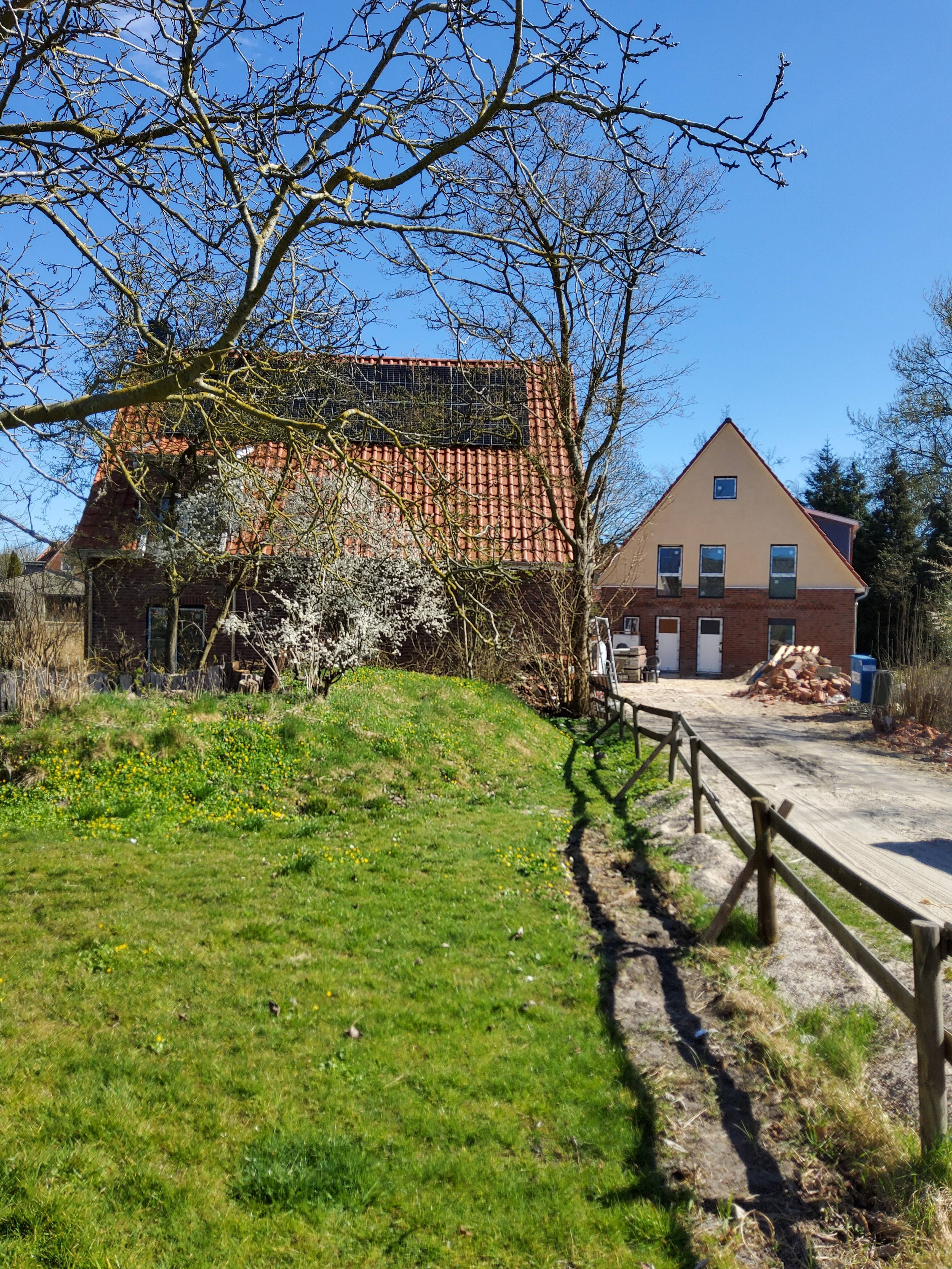 ETW barrierefrei im EG mit Terrasse mit 95,3 qm in allerbester Lage am Altenbrucher Kanal, mitten im Grünen, energetisch top, PV-Anlage, 27478 Cuxhaven