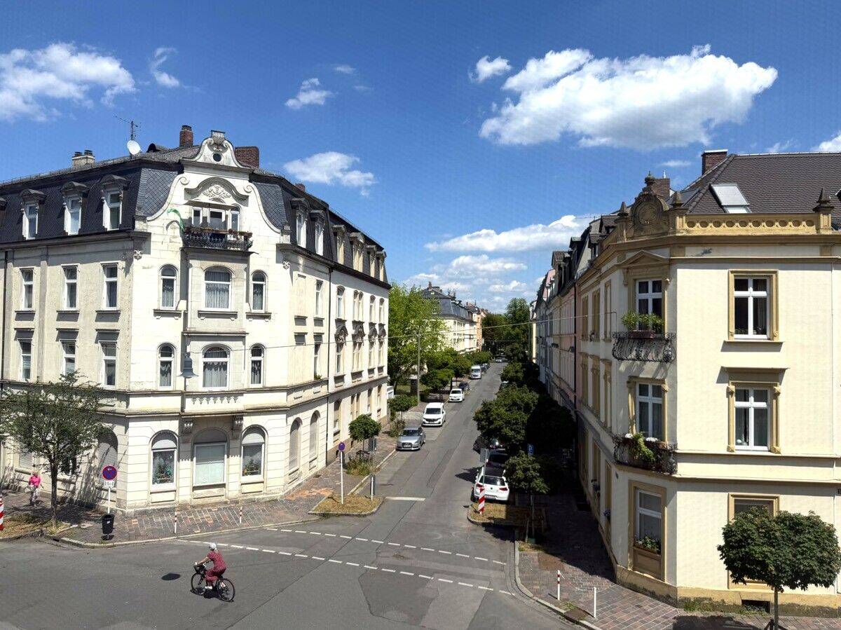 Wohnen in Bestlage – Durchdacht geschnittene 2-Zimmer-Wohnung mit Balkon, Aufzug und Tiefgarage!, 96047 Bamberg (Bamberg Gaustadt)