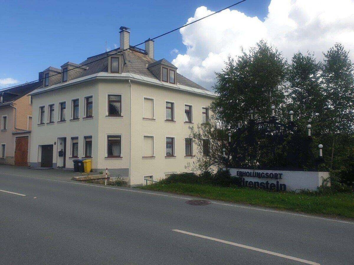 Mehrgenerationenhaus in Bärenstein mit schönem Grundstück!, 9471 Bärenstein