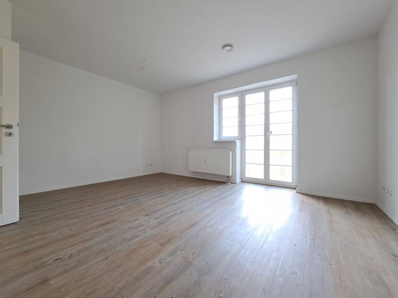 Single- oder Pärchen-Glück: 2-Raum im Grünen, 39110 Magdeburg (Diesdorf Stadtfeld West)