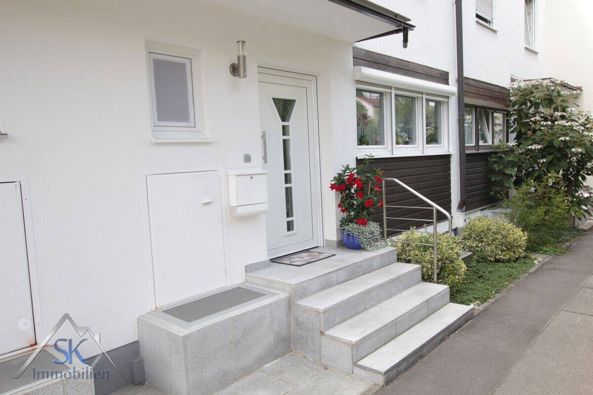 Ruhig gelegenes und gepflegtes Reihenmittelhaus, 82178 Puchheim