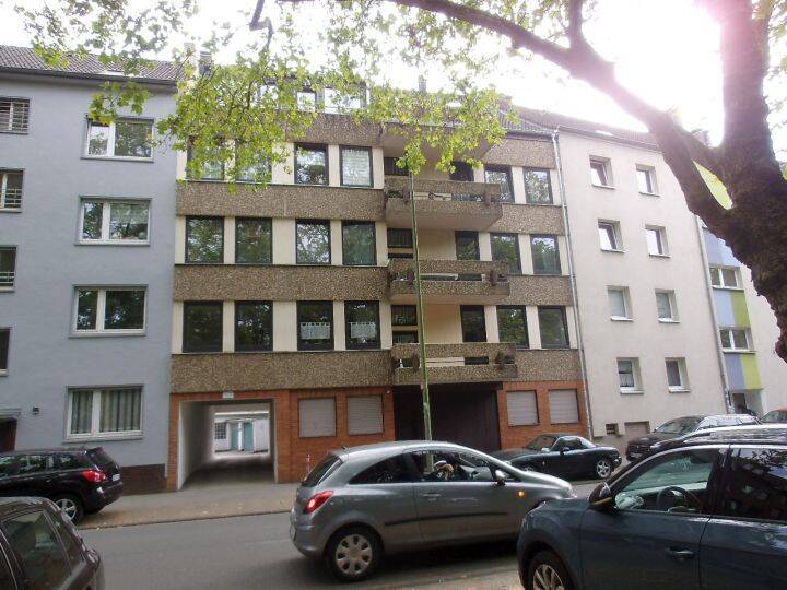 Appartement mit Einbauküche und Balkon im 1.OG, 47057 Duisburg (Dellviertel Hochfeld Neudorf-Nord Neudorf-Süd)