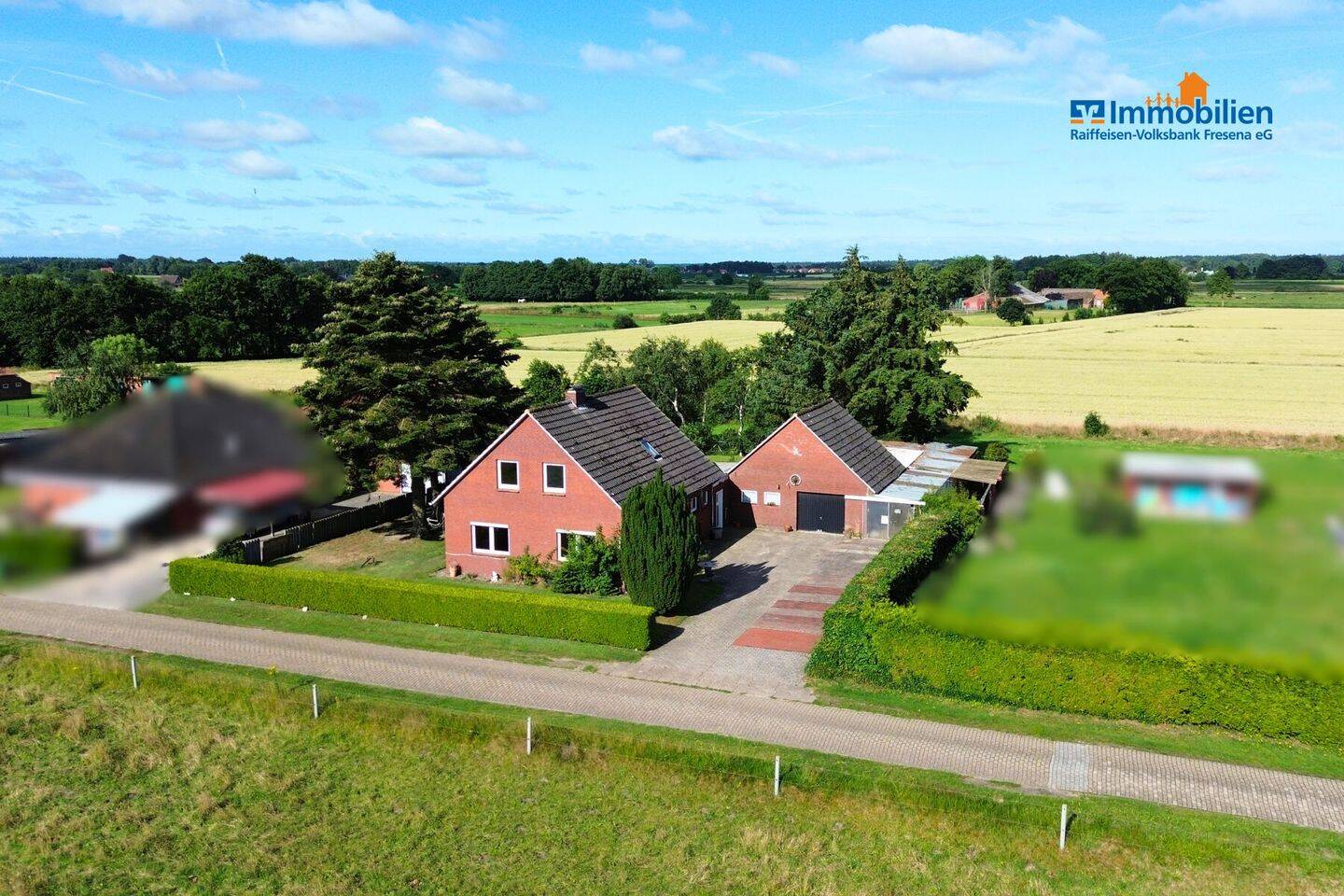 Feldblick inklusive – Ländliches Einfamilienhaus in ruhiger Seitenstraße von Großheide / Westerende, 26532 Großheide