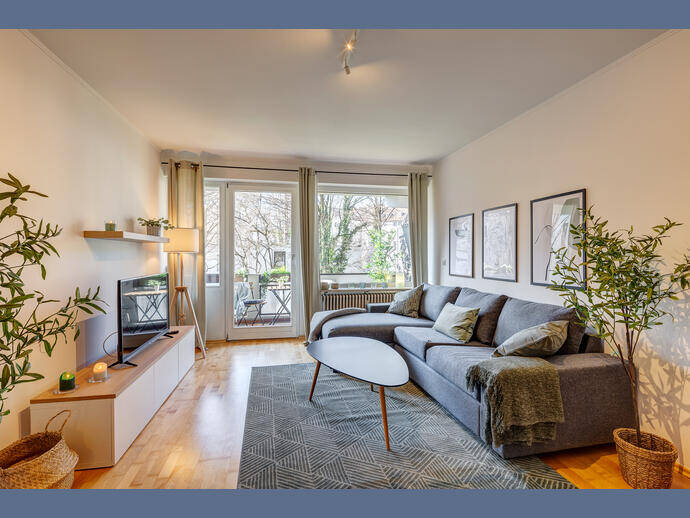 Möbliert: Schöne Wohnung zum Wohlfühlen mit Balkon, 80637 München (Moosach Neuhausen-Nymphenburg)