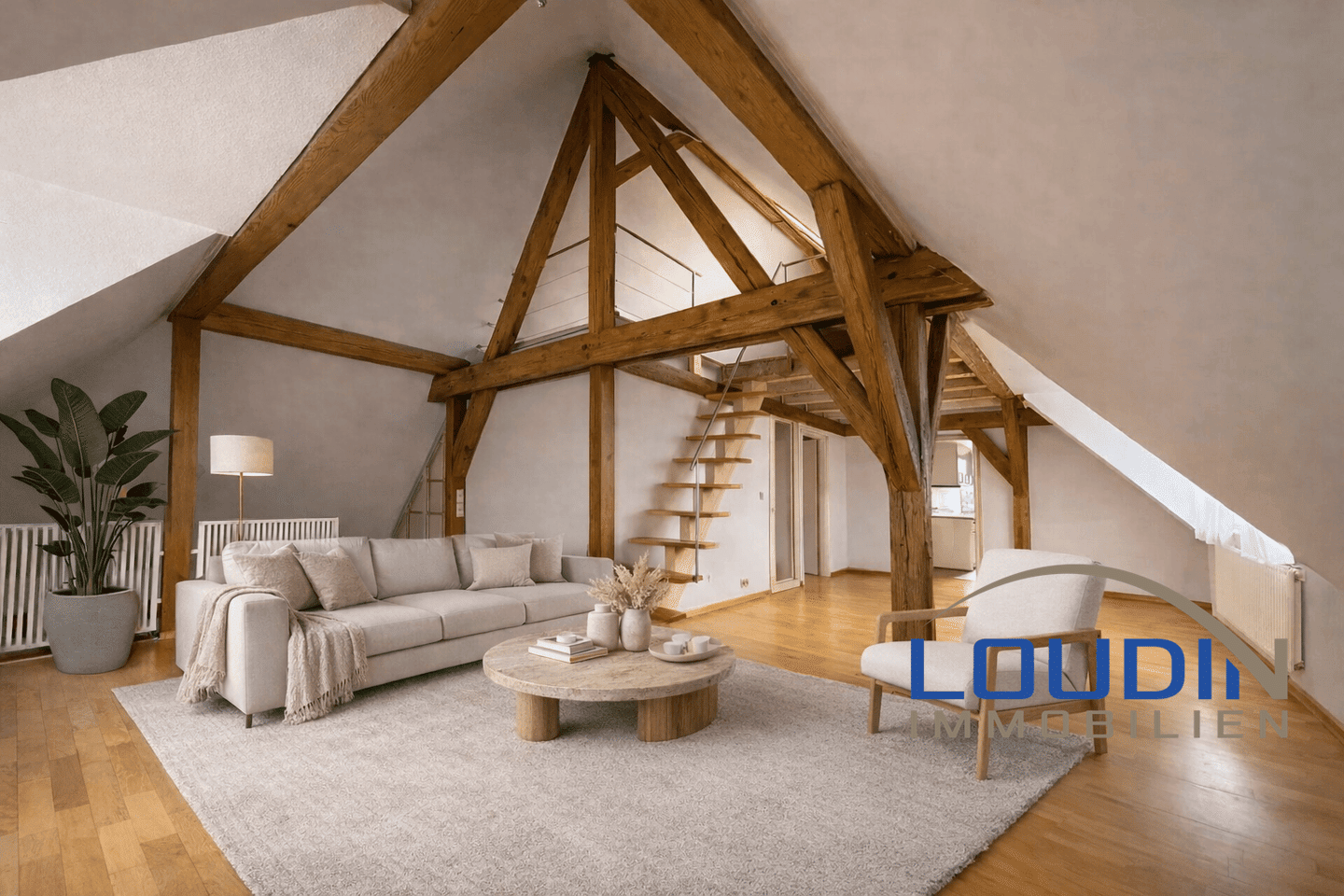 Stilvolle Dachgeschosswohnung mit Dachterrasse & Gartenidylle., 77652 Offenburg