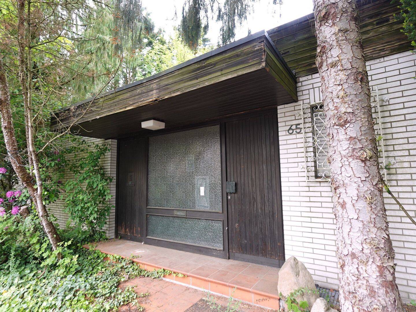 FREISTEHENDES EINFAMILIENHAUS MIT EINLIEGERWOHNUNG – SANIERUNGSOBJEKT FÜR KREATIVE MACHER, 42651 Solingen (Gräfrath Solingen-Mitte)